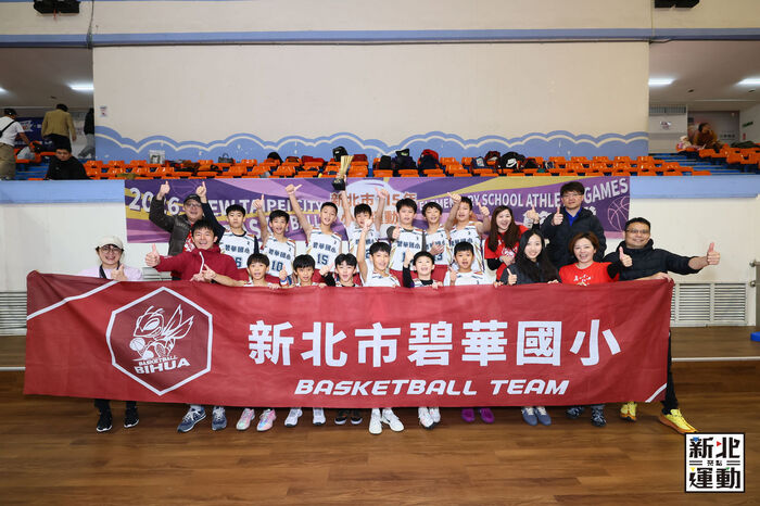 115年小學運動會得獎合照